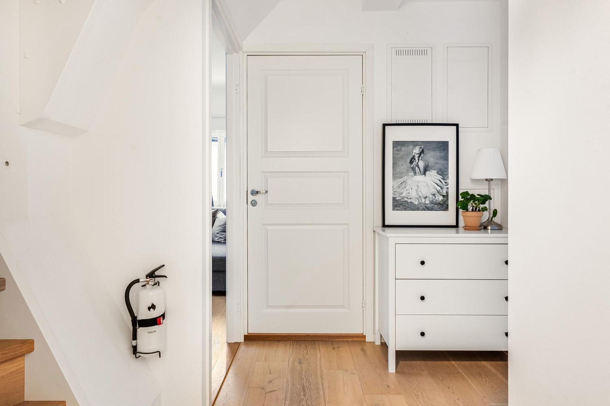 Central Beautiful Modern Accommodation Near Stockholm City Esterno foto